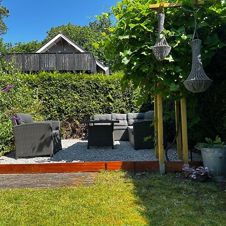 Dubbele Chalet Op Recreatiepark Topparken Op De Veluwe In Beekbergen Met Grote Vrije Tuin En Eigen Parkeerplaats Esterno foto
